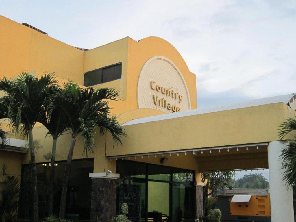 Country Village Hotel Cagayan de Oro Eksteriør billede