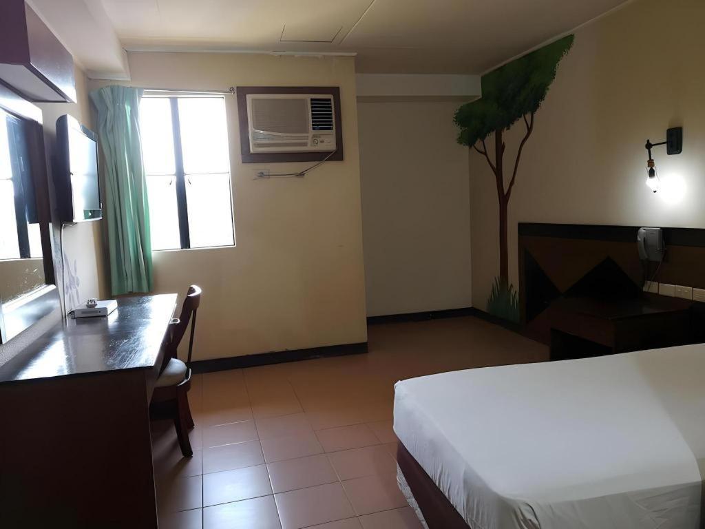 Country Village Hotel Cagayan de Oro Eksteriør billede