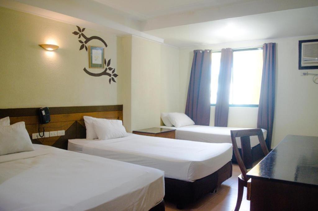 Country Village Hotel Cagayan de Oro Eksteriør billede