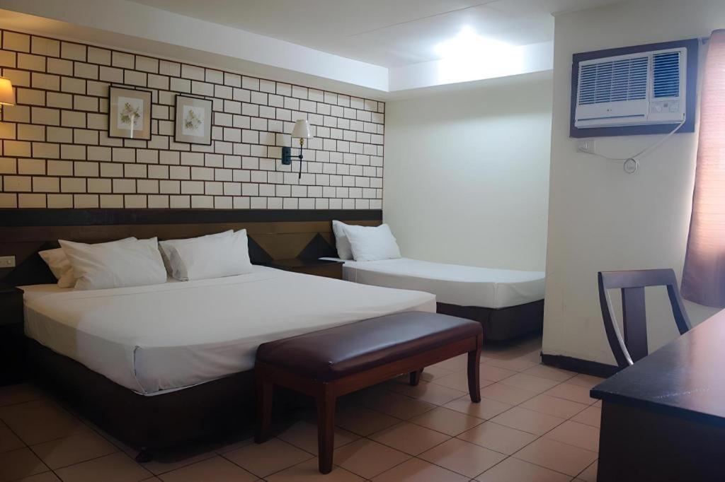 Country Village Hotel Cagayan de Oro Eksteriør billede