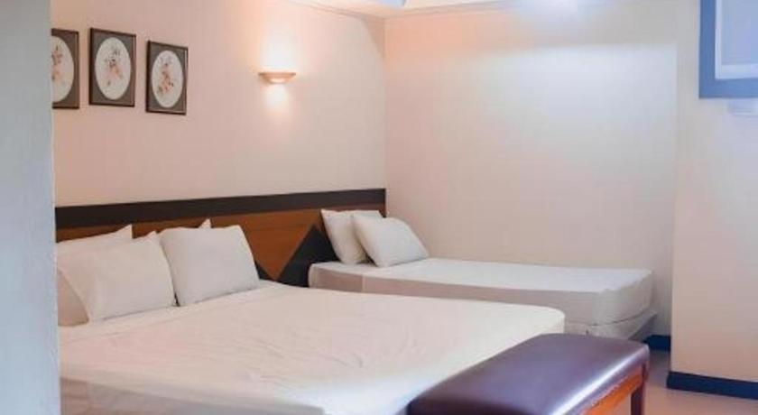 Country Village Hotel Cagayan de Oro Eksteriør billede