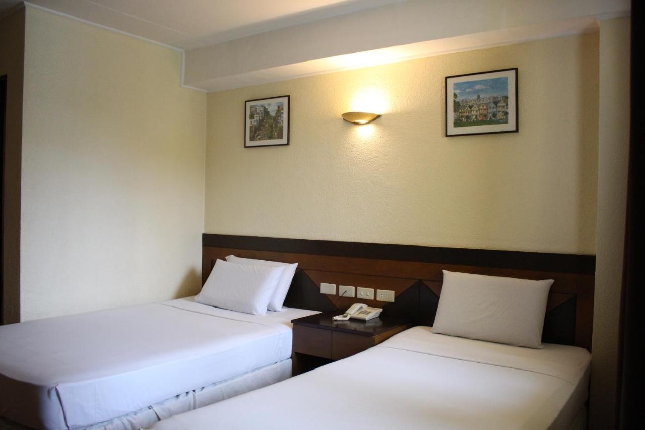 Country Village Hotel Cagayan de Oro Eksteriør billede